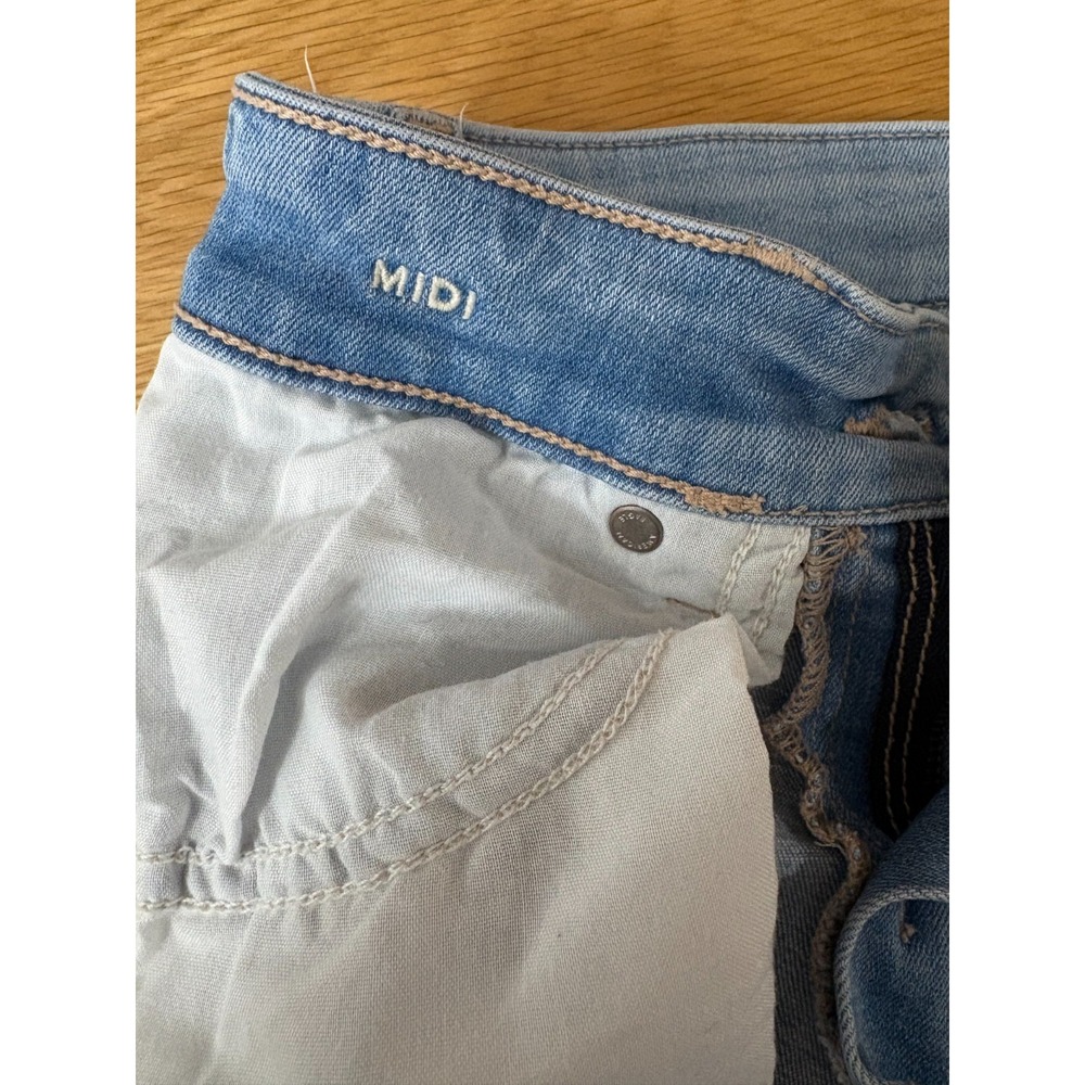 American Eagle Midi Denim Shorts Size 0 Blue Stretch 5" Inseam Distressed - Picture 8 of 10